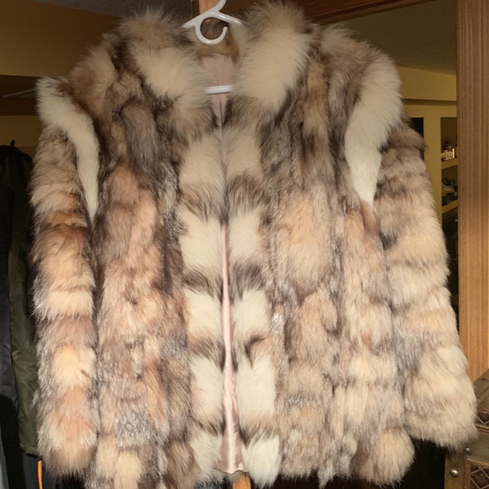 Coyote coat for trade